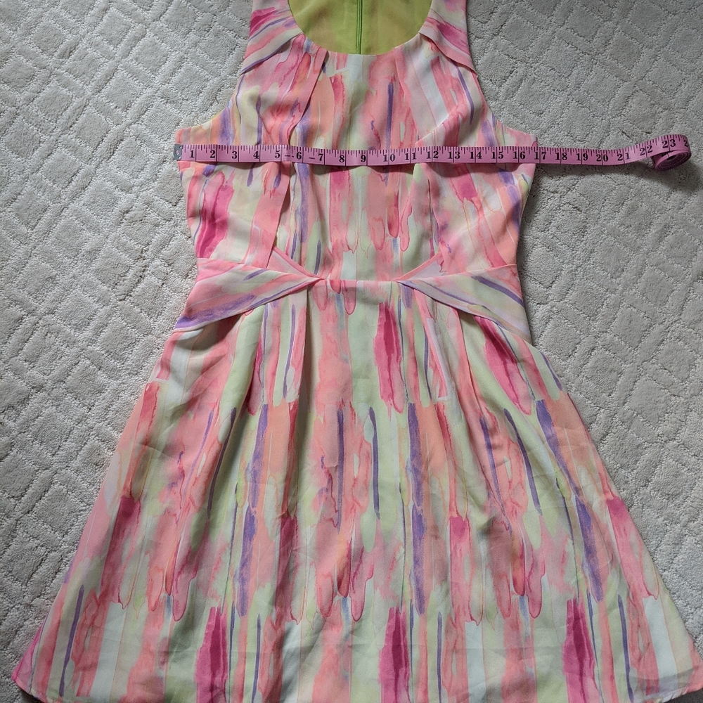 Under Skies Abstract Dress - Picture 4 of 8